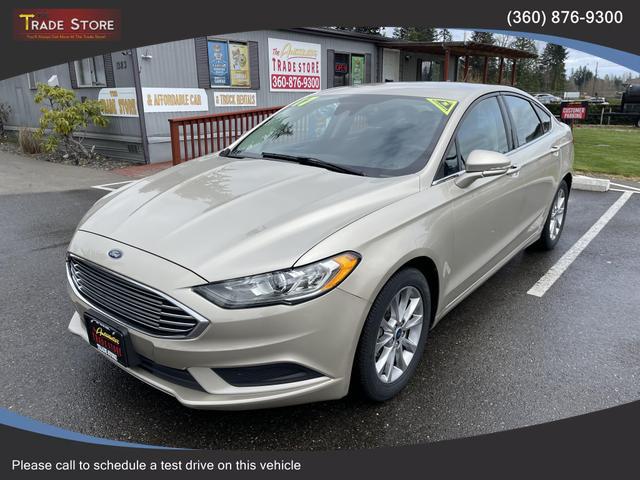 photo of 2017 Ford Fusion Gold