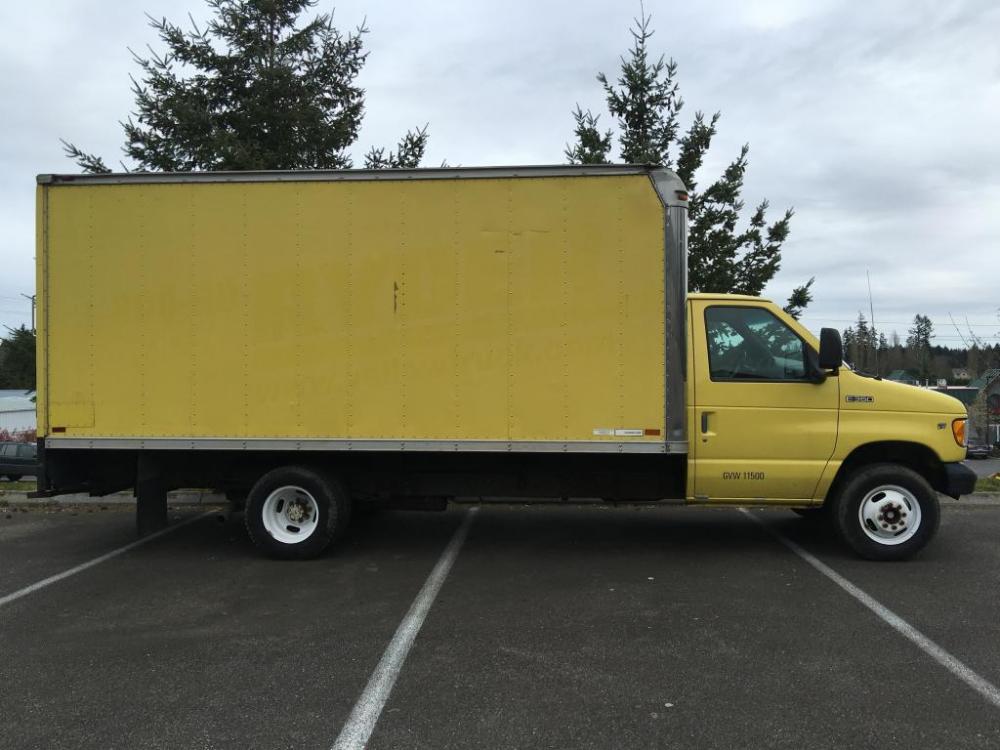 1998 Yellow box truck /Gray Ford Econoline Commercial Cutaway cutaway box (1FDWE37L5WH) with an V-8 engine, Automatic transmission, located at 1283 SE Sedgwick Road, Port Orchard, WA, 98366, (360) 876-9300, 47.505535, -122.635643 - For the movers and contractors of the world. This is a ex-Ryder truck, huge box with a ramp and a few internal shelving built in. Shelves can be removed! We also rent this vehicle in our sister company Affordable Car Rentals (ACR). You can buy it or you can rent it! You can't find these just an - Photo #5