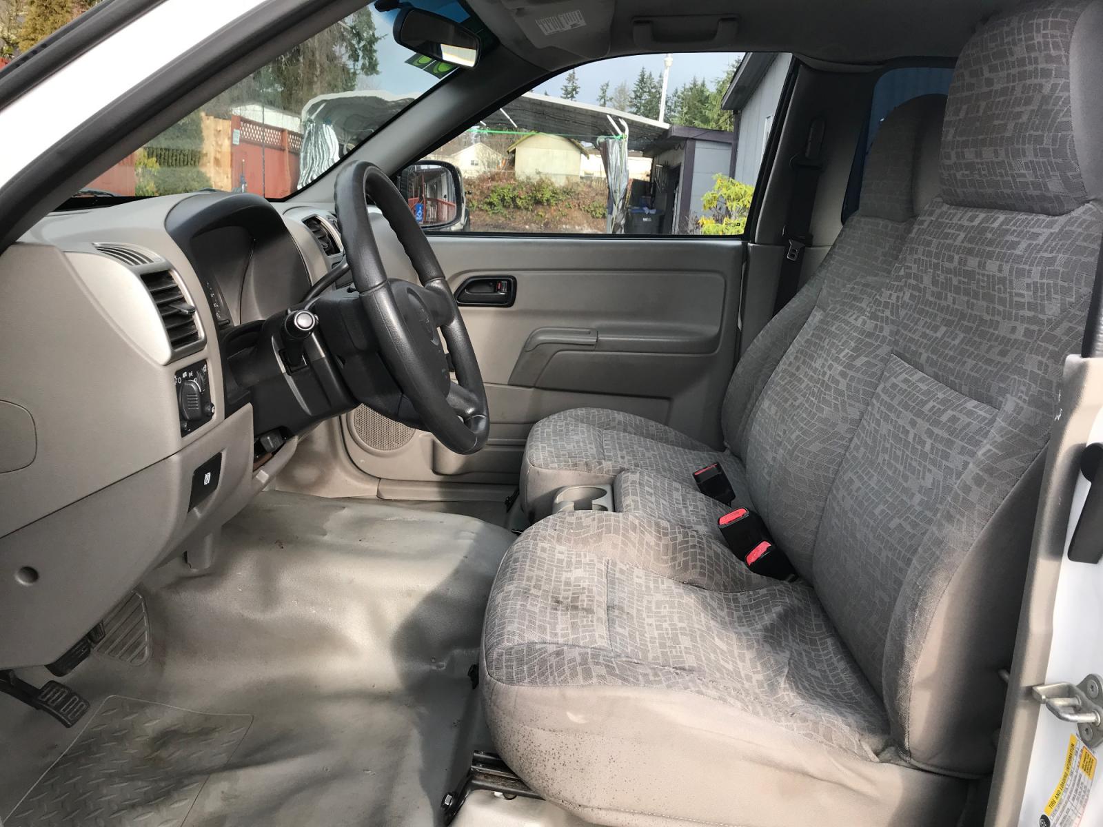 2007 White /Gray Chevrolet Colorado LS Ext. Cab 2WD (1GCCS19E278) with an 3.7L L5 DOHC 20V engine, Automatic transmission, located at 1283 SE Sedgwick Road, Port Orchard, WA, 98366, (360) 876-9300, 47.505535, -122.635643 - Awesome local "Trade-In" with meticulous service records! 2007 Chevrolet Colorado LS Ex-Cab truck with an automatic transmission. Featuring ABS brakes, A-C, Cruise, Tilt, AM-FM-MP3, Bed-Liner and more. Great truck for commuting, working around the house or possibly for that first time buyer? We of - Photo #9