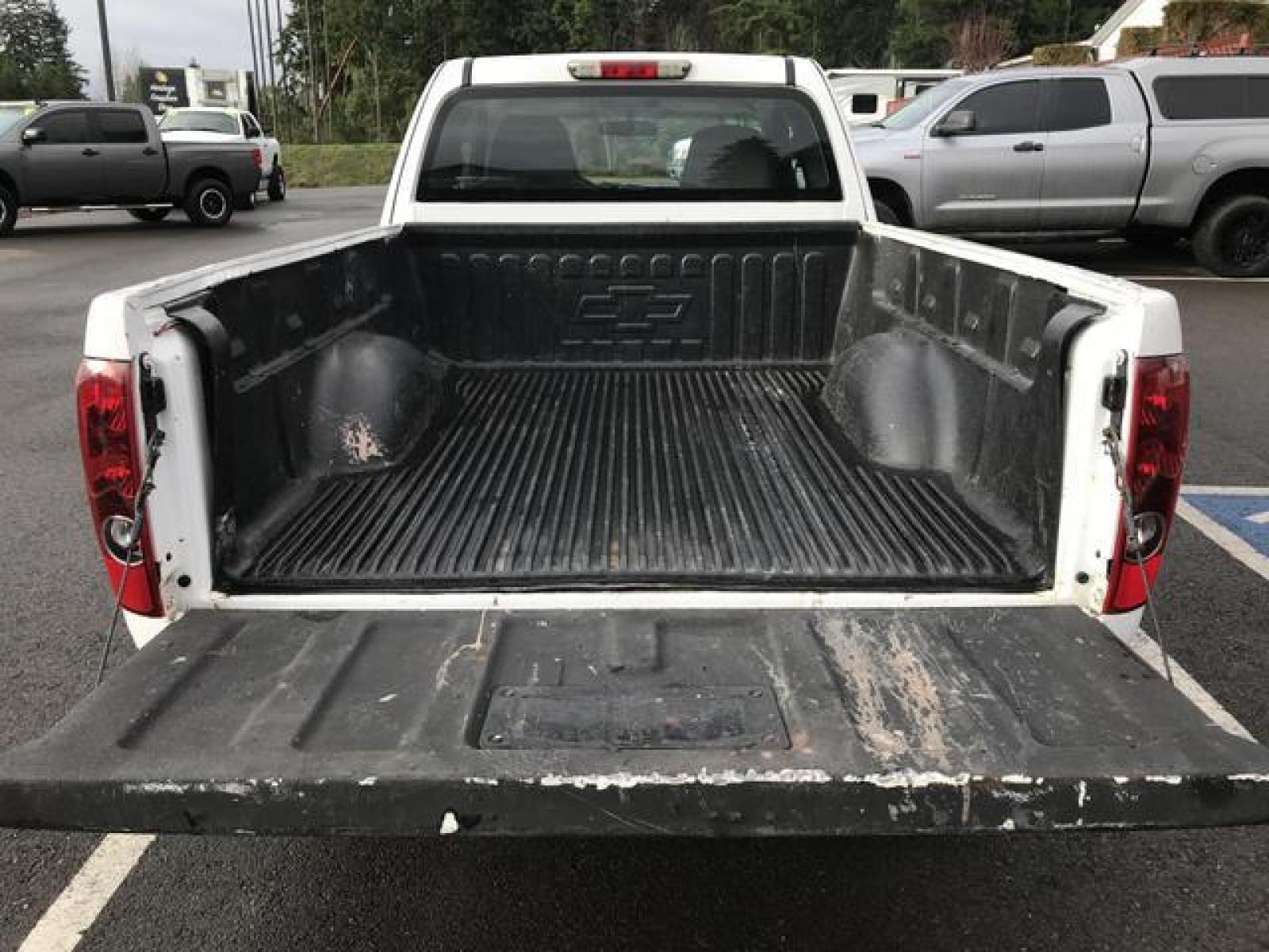 2007 White /Gray Chevrolet Colorado Extended Cab LT Pickup 4D 6 ft (1GCCS19E278) with an 3.7L L5 DOHC 20V engine, Automatic transmission, located at 1283 SE Sedgwick Road, Port Orchard, WA, 98366, (360) 876-9300, 47.505535, -122.635643 - **Dealer Statement: The Trade Store offers the nicest previously owned inventory you'll find of cars, vans, trucks and more. We offer many banks, credit unions and special financing options to fit your needs regardless of your credit, as well as sourcing of specific vehicles for qualified custom - Photo #11