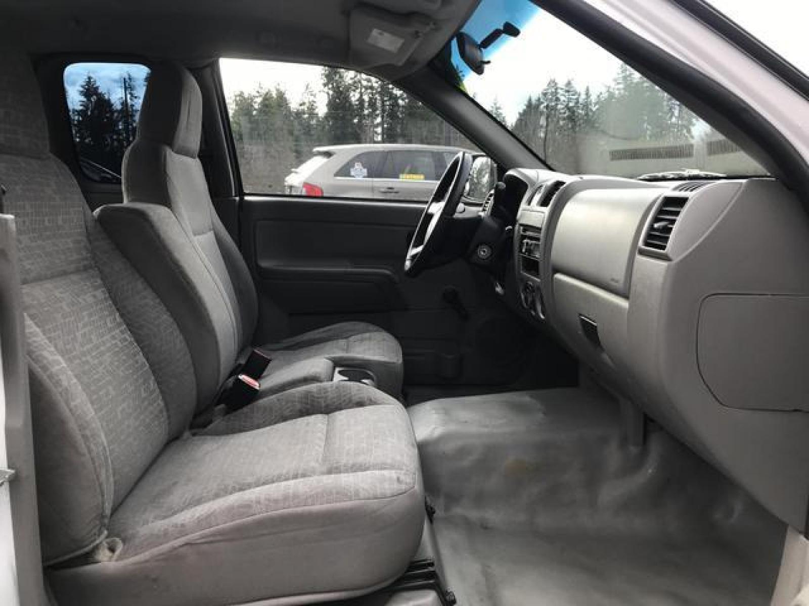 2007 White /Gray Chevrolet Colorado Extended Cab LT Pickup 4D 6 ft (1GCCS19E278) with an 3.7L L5 DOHC 20V engine, Automatic transmission, located at 1283 SE Sedgwick Road, Port Orchard, WA, 98366, (360) 876-9300, 47.505535, -122.635643 - **Dealer Statement: The Trade Store offers the nicest previously owned inventory you'll find of cars, vans, trucks and more. We offer many banks, credit unions and special financing options to fit your needs regardless of your credit, as well as sourcing of specific vehicles for qualified custom - Photo #13