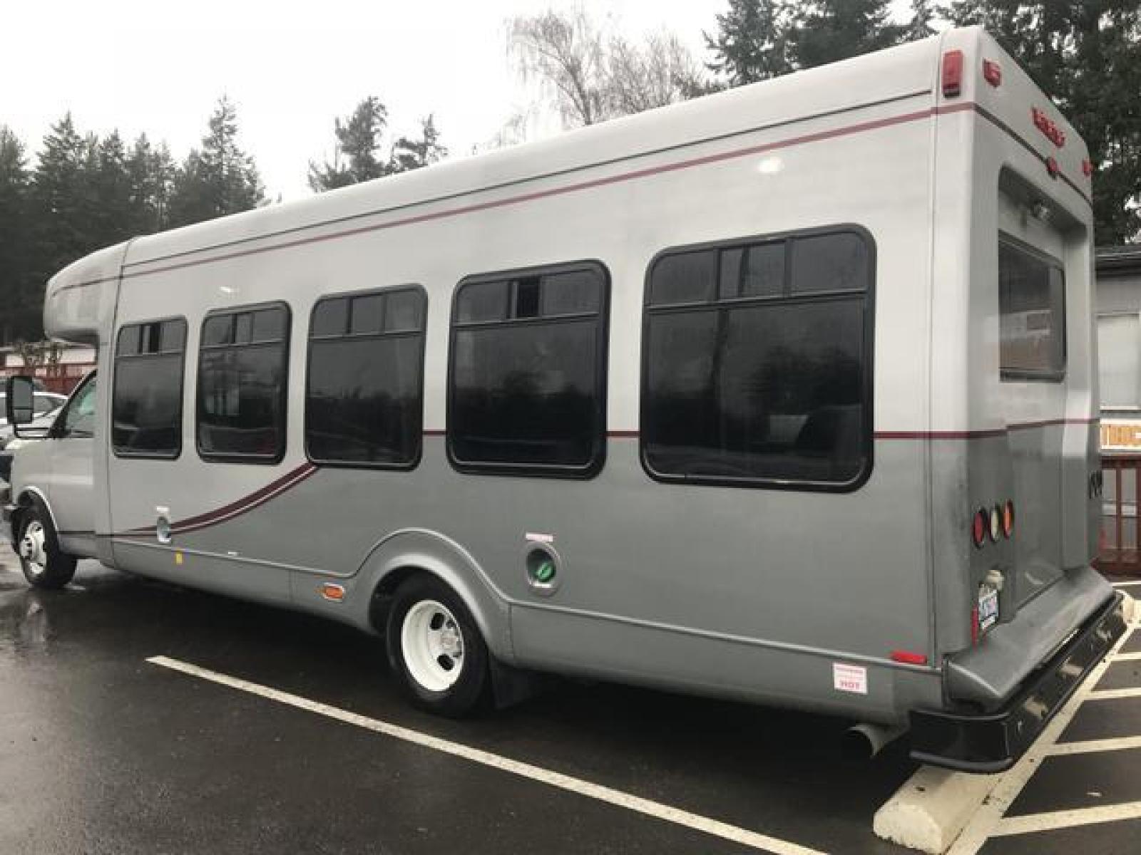 2012 Gray /Bus CHEVROLET COMMERCIAL High Cube Van 4500 High Cube 14'-18' (1GB6G5BL1C1) with an 6.0L V8 OHV 32V TURBO DIESEL engine, Automatic transmission, located at 1283 SE Sedgwick Road, Port Orchard, WA, 98366, (360) 876-9300, 47.505535, -122.635643 - **Dealer Statement: The Trade Store offers the nicest previously owned inventory you'll find of cars, vans, trucks and more. We offer many banks, credit unions and special financing options to fit your needs regardless of your credit, as well as sourcing of specific vehicles for qualified custom - Photo #3