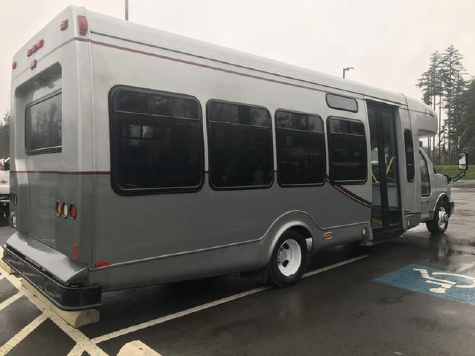 2012 Gray /Bus CHEVROLET COMMERCIAL High Cube Van 4500 High Cube 14'-18' (1GB6G5BL1C1) with an 6.0L V8 OHV 32V TURBO DIESEL engine, Automatic transmission, located at 1283 SE Sedgwick Road, Port Orchard, WA, 98366, (360) 876-9300, 47.505535, -122.635643 - **Dealer Statement: The Trade Store offers the nicest previously owned inventory you'll find of cars, vans, trucks and more. We offer many banks, credit unions and special financing options to fit your needs regardless of your credit, as well as sourcing of specific vehicles for qualified custom - Photo #4