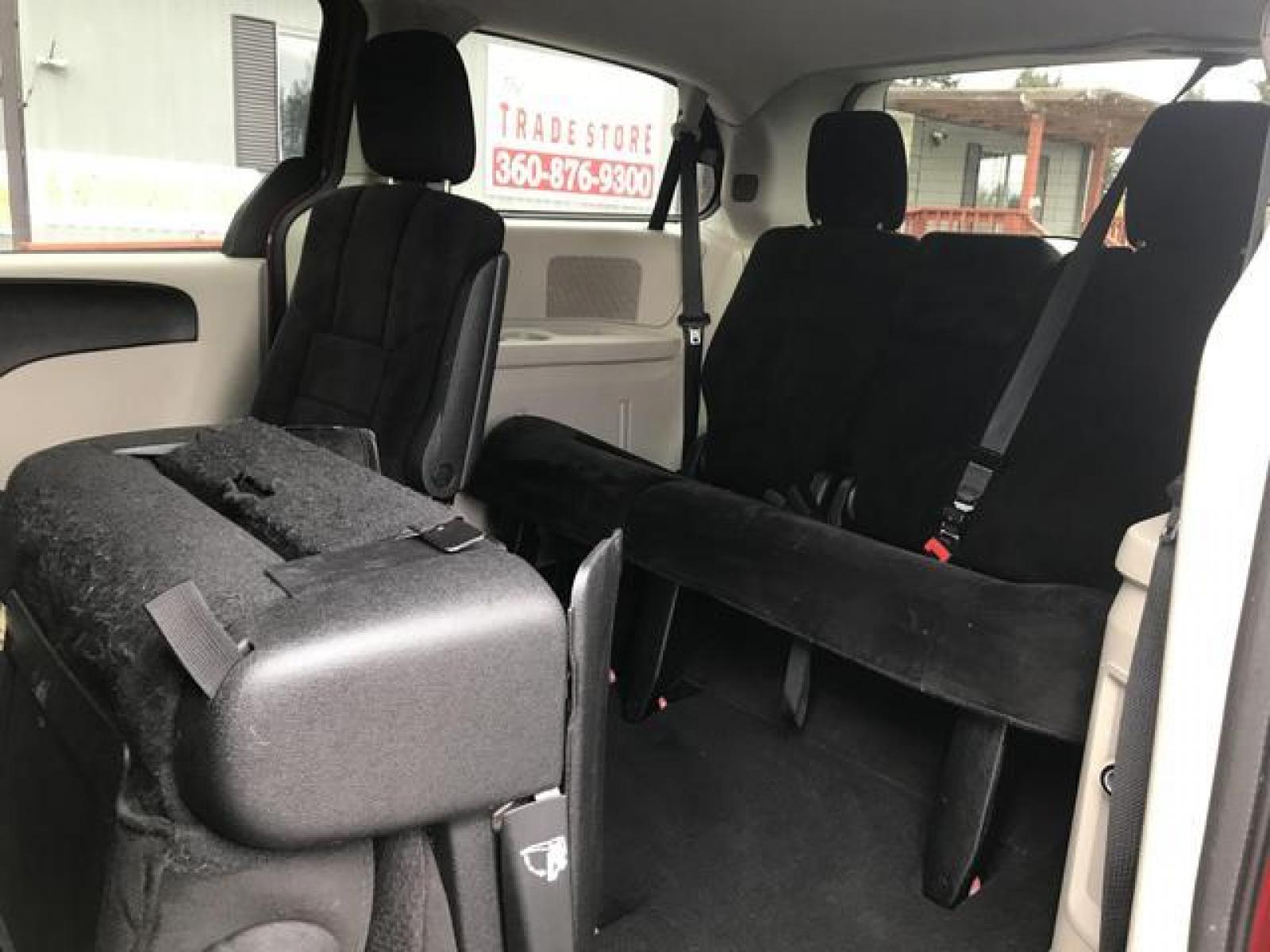 2013 Red /Black Dodge Grand Caravan Passenger SE Minivan 4D (2C4RDGBG2DR) with an 3.6L V6 DOHC 24V engine, Automatic, 6-Spd transmission, located at 1283 SE Sedgwick Road, Port Orchard, WA, 98366, (360) 876-9300, 47.505535, -122.635643 - **Dealer Statement: The Trade Store offers the nicest previously owned inventory you'll find of cars, vans, trucks and more. We offer many banks, credit unions and special financing options to fit your needs regardless of your credit, as well as sourcing of specific vehicles for qualified custom - Photo #11
