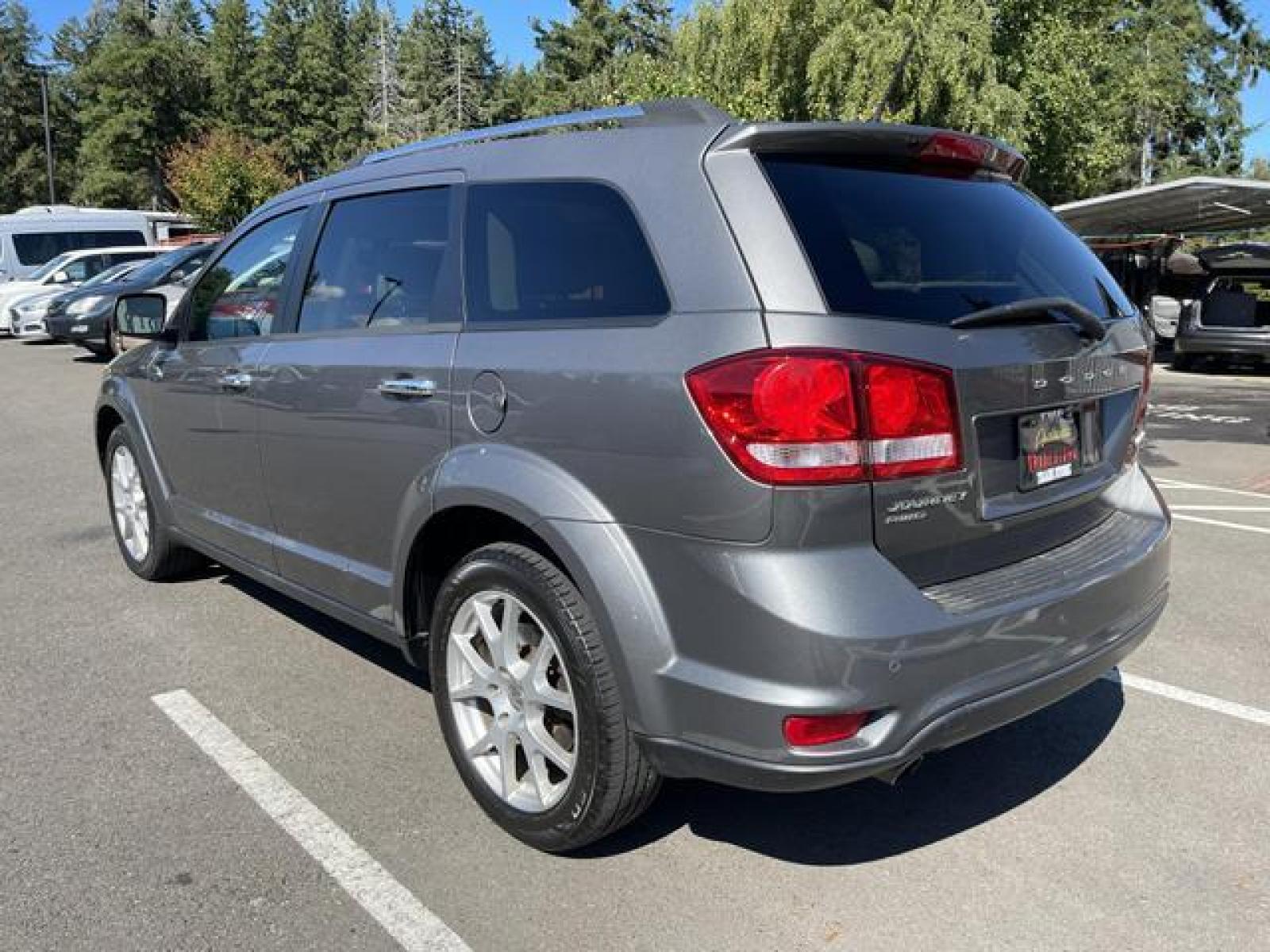 2012 Gray /White Dodge Journey Crew Sport Utility 4D (3C4PDDDG0CT) with an 3.6L V6 DOHC 24V engine, Automatic, 6-Spd transmission, located at 1283 SE Sedgwick Road, Port Orchard, WA, 98366, (360) 876-9300, 47.505535, -122.635643 - **Dealer Statement: The Trade Store offers the nicest previously owned inventory you'll find of cars, vans, trucks and more. We offer many banks, credit unions and special financing options to fit your needs regardless of your credit, as well as sourcing of specific vehicles for qualified custom - Photo #3