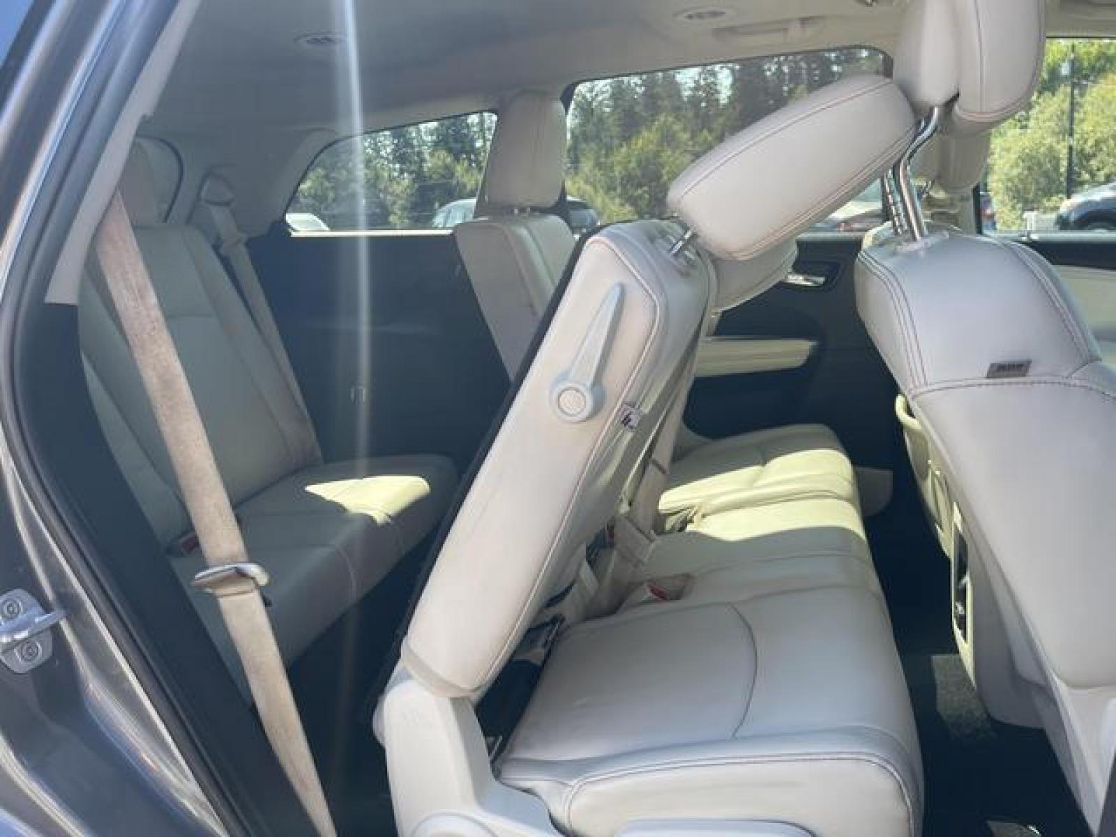 2012 Gray /White Dodge Journey Crew Sport Utility 4D (3C4PDDDG0CT) with an 3.6L V6 DOHC 24V engine, Automatic, 6-Spd transmission, located at 1283 SE Sedgwick Road, Port Orchard, WA, 98366, (360) 876-9300, 47.505535, -122.635643 - **Dealer Statement: The Trade Store offers the nicest previously owned inventory you'll find of cars, vans, trucks and more. We offer many banks, credit unions and special financing options to fit your needs regardless of your credit, as well as sourcing of specific vehicles for qualified custom - Photo #14