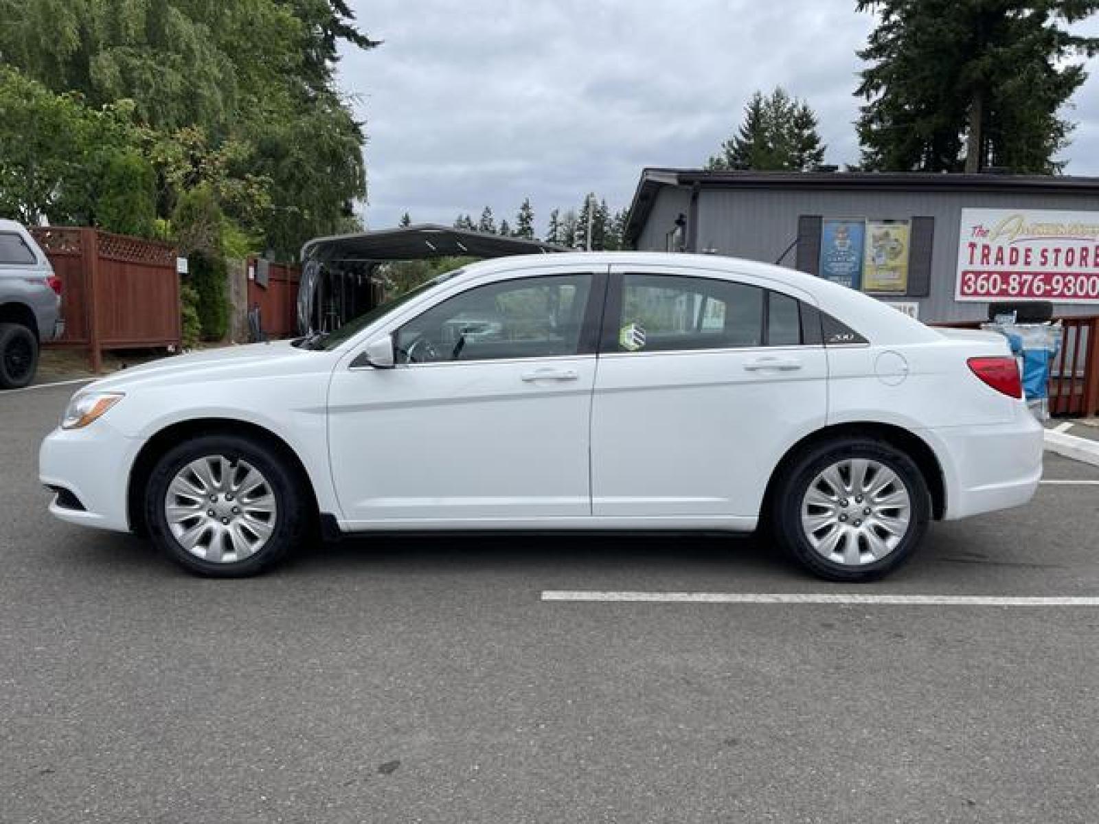2014 White /Black Chrysler 200 LX Sedan 4D (1C3CCBAB4EN) with an 2.4L L4 DOHC 16V engine, Automatic, 4-Spd transmission, located at 1283 SE Sedgwick Road, Port Orchard, WA, 98366, (360) 876-9300, 47.505535, -122.635643 - **Dealer Statement: The Trade Store offers the nicest previously owned inventory you'll find of cars, vans, trucks and more. We offer many banks, credit unions and special financing options to fit your needs regardless of your credit, as well as sourcing of specific vehicles for qualified custom - Photo #2