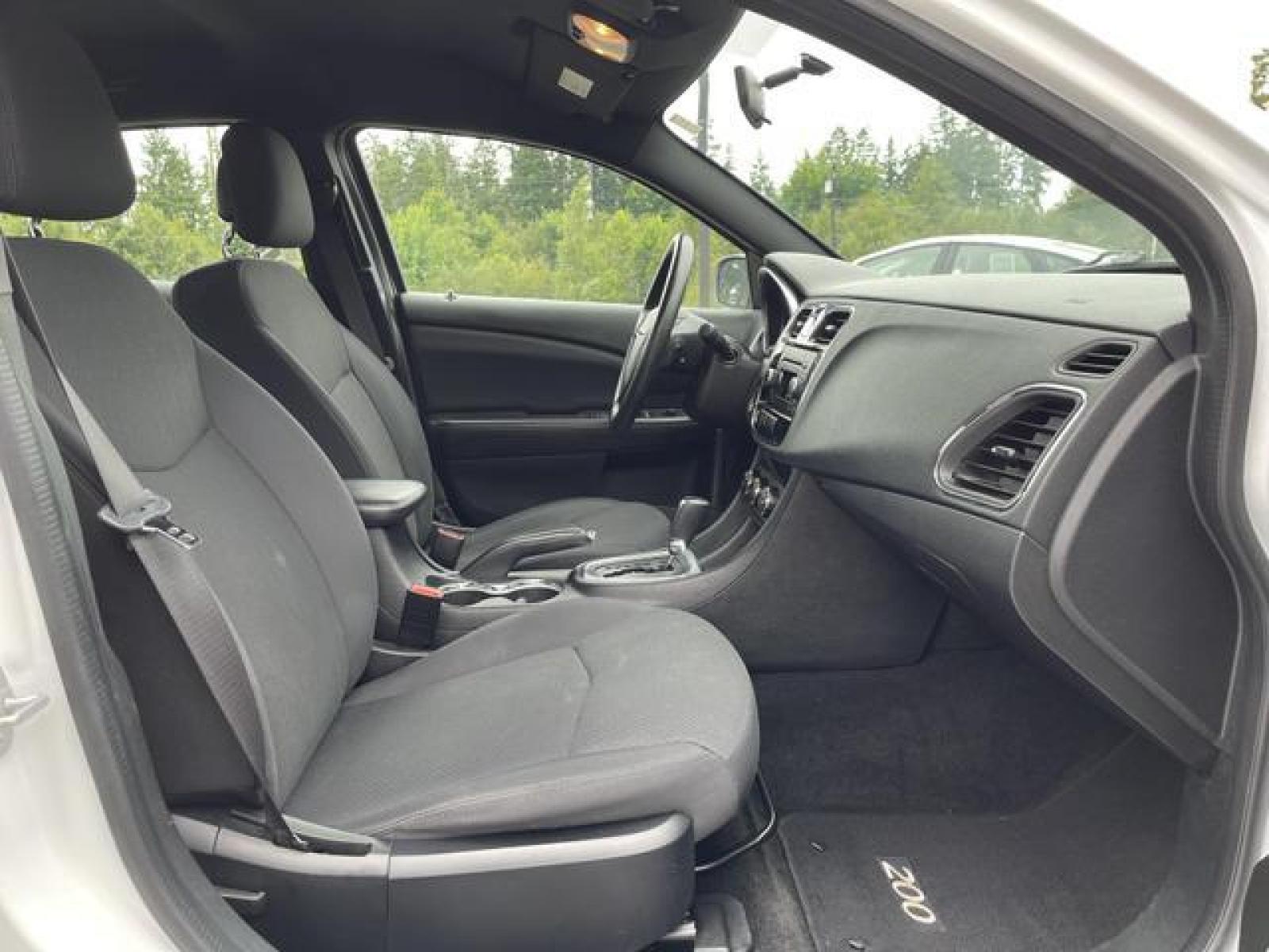 2014 White /Black Chrysler 200 LX Sedan 4D (1C3CCBAB4EN) with an 2.4L L4 DOHC 16V engine, Automatic, 4-Spd transmission, located at 1283 SE Sedgwick Road, Port Orchard, WA, 98366, (360) 876-9300, 47.505535, -122.635643 - **Dealer Statement: The Trade Store offers the nicest previously owned inventory you'll find of cars, vans, trucks and more. We offer many banks, credit unions and special financing options to fit your needs regardless of your credit, as well as sourcing of specific vehicles for qualified custom - Photo #13