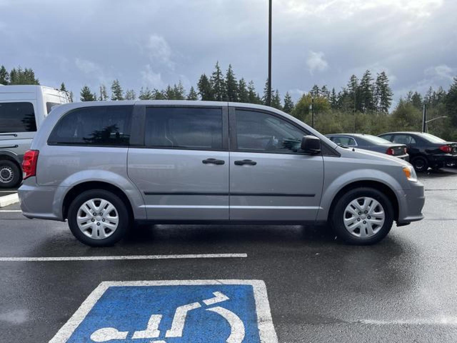 2013 Silver /Black Dodge Grand Caravan Passenger AVP Minivan 4D (2C4RDGBG8DR) with an 3.6L V6 DOHC 24V engine, Automatic, 6-Spd transmission, located at 1283 SE Sedgwick Road, Port Orchard, WA, 98366, (360) 876-9300, 47.505535, -122.635643 - **Dealer Statement: The Trade Store offers the nicest previously owned inventory you'll find of cars, vans, trucks and more. We offer many banks, credit unions and special financing options to fit your needs regardless of your credit, as well as sourcing of specific vehicles for qualified custom - Photo #0