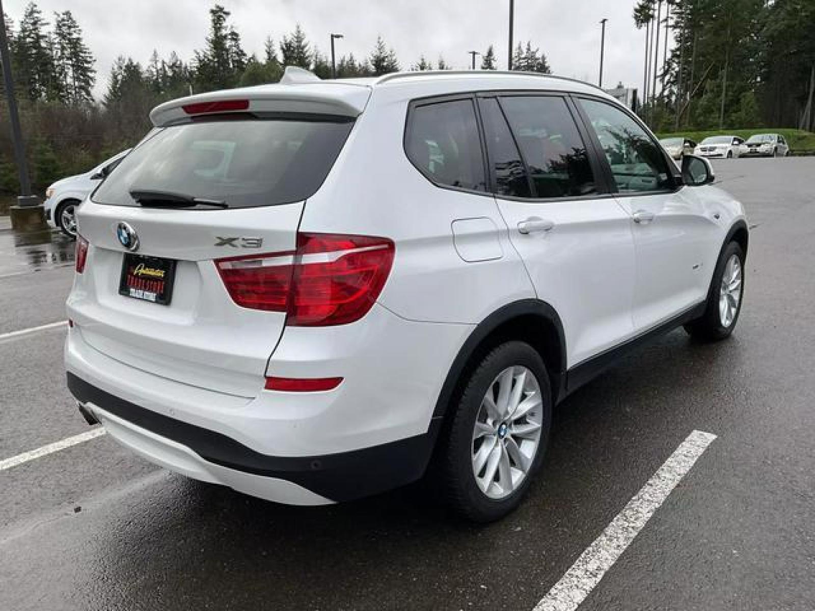 2016 White /Beige BMW X3 xDrive28i Sport Utility 4D (5UXWX9C58G0) , Auto, 8-Spd Stptrnc Spt transmission, located at 1283 SE Sedgwick Road, Port Orchard, WA, 98366, (360) 876-9300, 47.505535, -122.635643 - **Dealer Statement: The Trade Store offers the nicest previously owned inventory you'll find of cars, vans, trucks and more. We offer many banks, credit unions and special financing options to fit your needs regardless of your credit, as well as sourcing of specific vehicles for qualified custom - Photo #4
