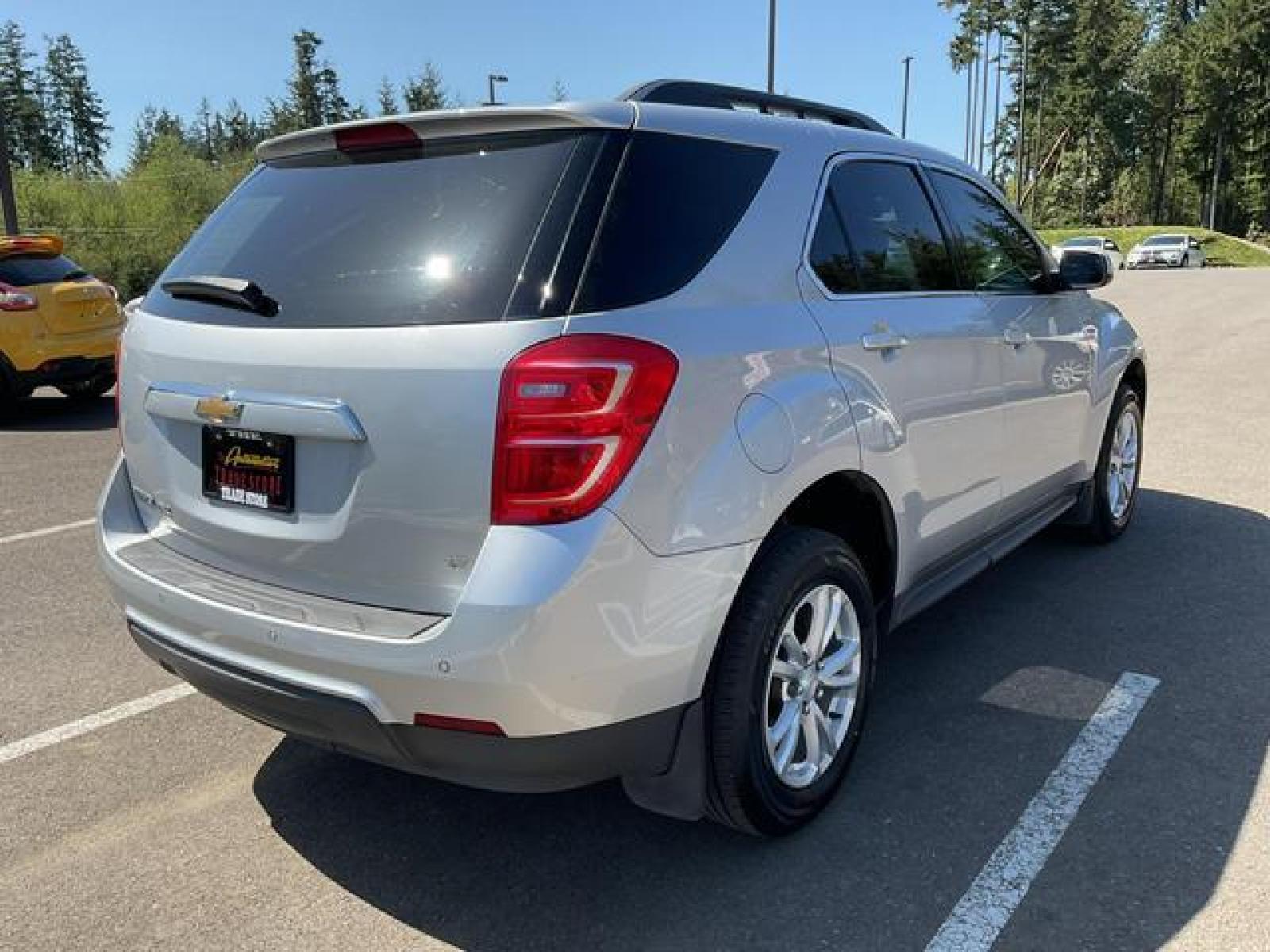 2017 Silver /Black Chevrolet Equinox LT Sport Utility 4D (2GNFLFEK7H6) , Auto, 6-Spd w/OD transmission, located at 1283 SE Sedgwick Road, Port Orchard, WA, 98366, (360) 876-9300, 47.505535, -122.635643 - **Dealer Statement: The Trade Store offers the nicest previously owned inventory you'll find of cars, vans, trucks and more. We offer many banks, credit unions and special financing options to fit your needs regardless of your credit, as well as sourcing of specific vehicles for qualified custom - Photo #4